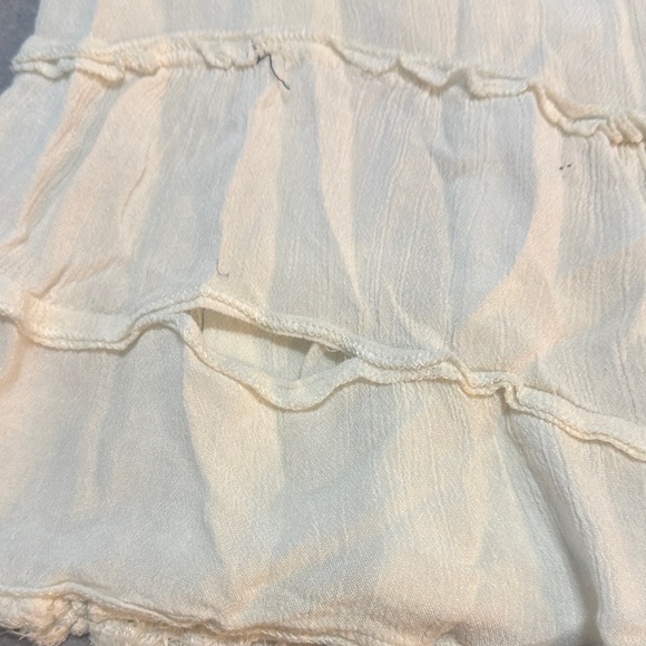 Chic Cream Ruffled Dress - Picture 5 of 6